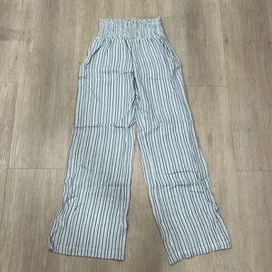 Billabong Linen Pants